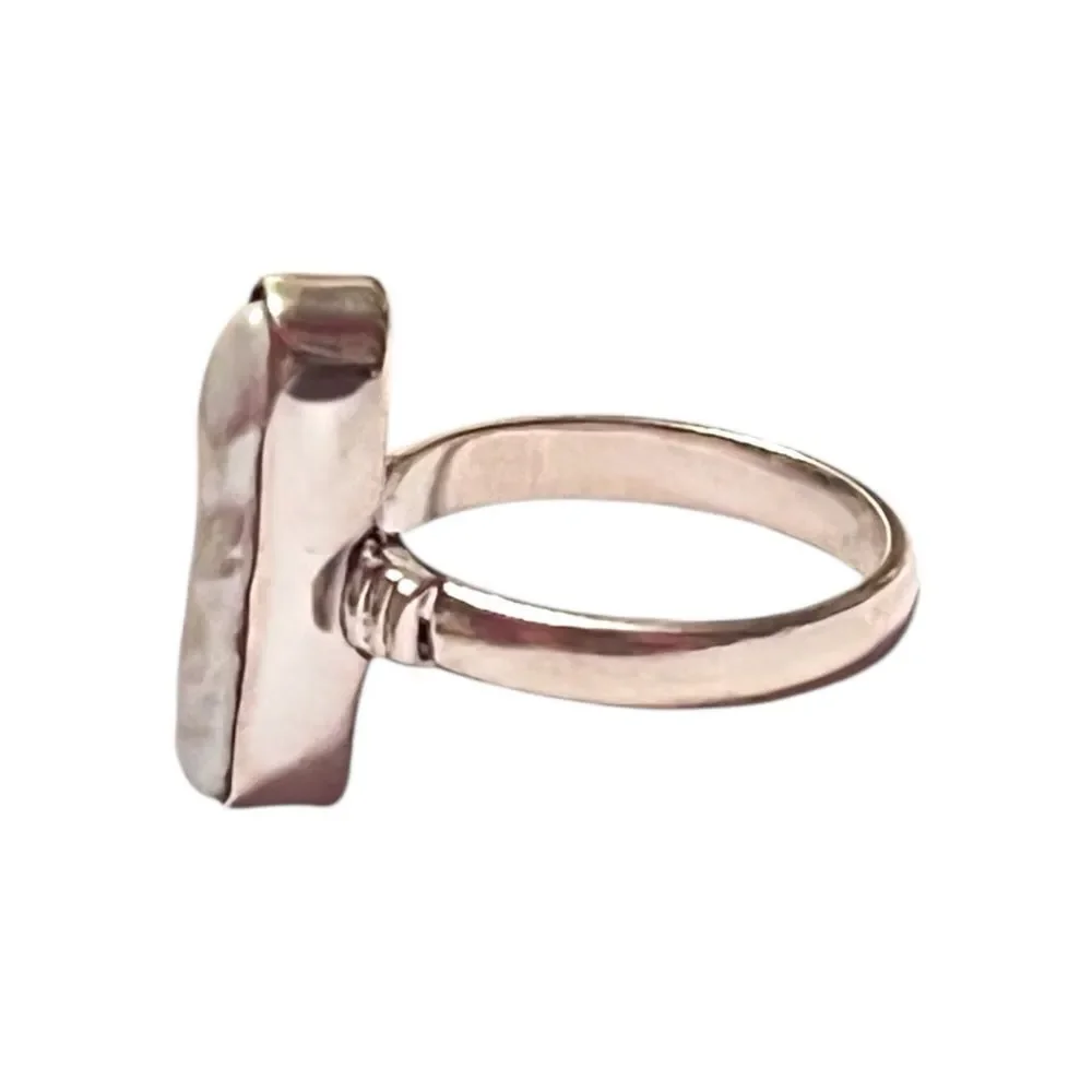 Sterling Silver Oval Shaped Genuine Freshwater Pearl Ring Size 7